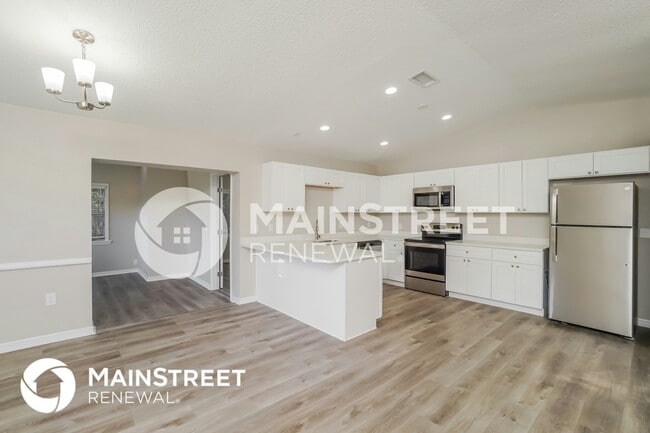 Building Photo - 11431 Stoneybrook Path