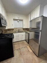 Building Photo - 4031 Cole Ave