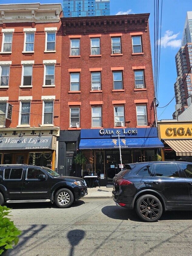 Foto principal - 346 Grove St