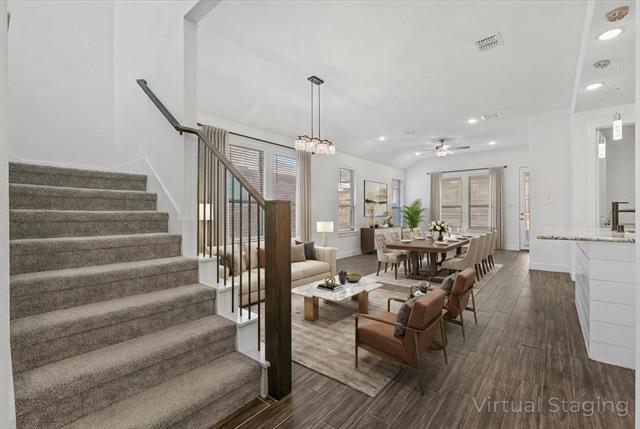 Building Photo - 1004 Rebecca Dr