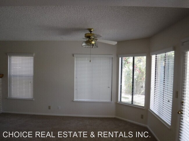 Foto del edificio - 3 br, 2.5 bath House - 8732 Captains Place