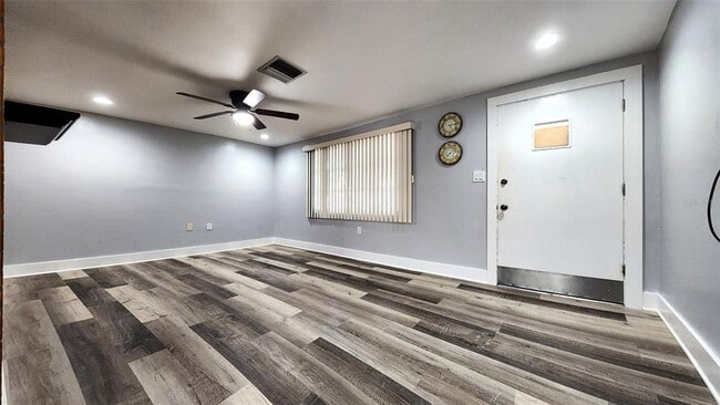 Foto del edificio - 3629 Bedford St