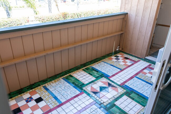 Foto del edificio - 8703 Lake Murray Blvd