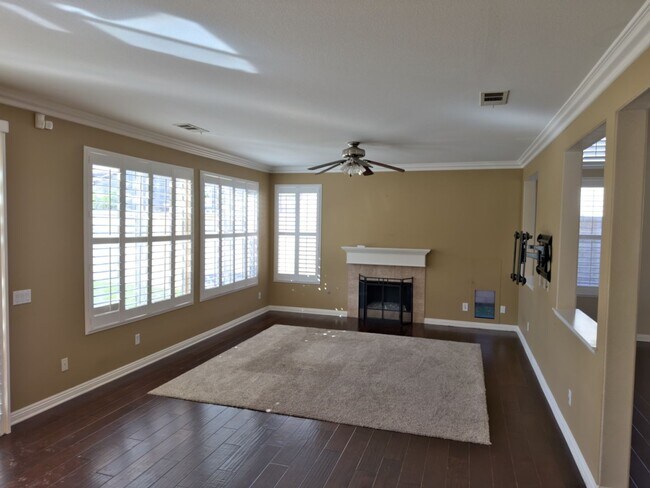 Foto del edificio - Beautiful home near La Mariposa Elementary School in Camarillo