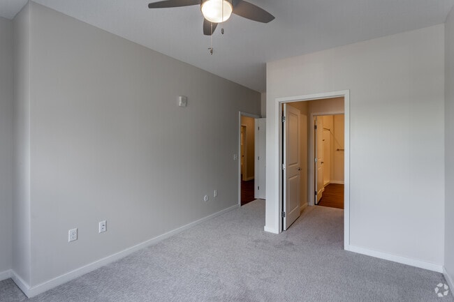 2BR, 2BA - 1,211SF - Primary Bedroom - Granite Works 1 Apartments