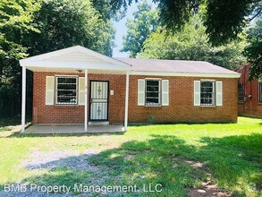 Building Photo - 216 Gardendale Dr