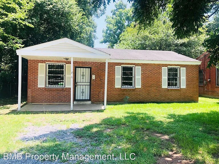 Foto principal - 216 Gardendale Dr