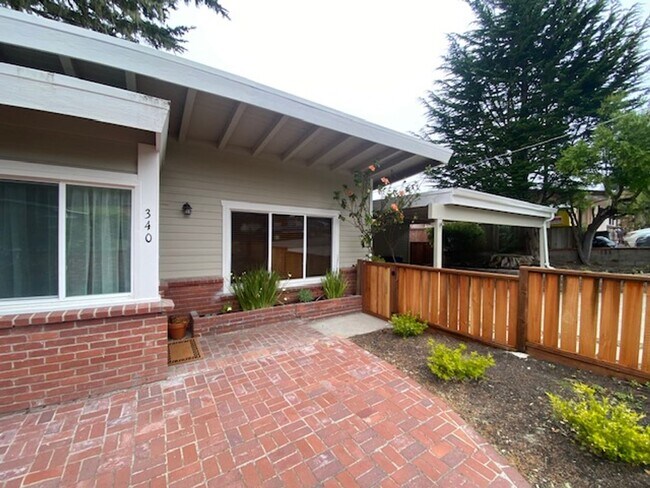 Foto del edificio - 340 Bishop Ave