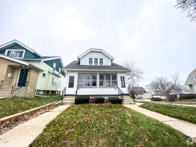 Building Photo - 3774-3776 E. Armour Ave.