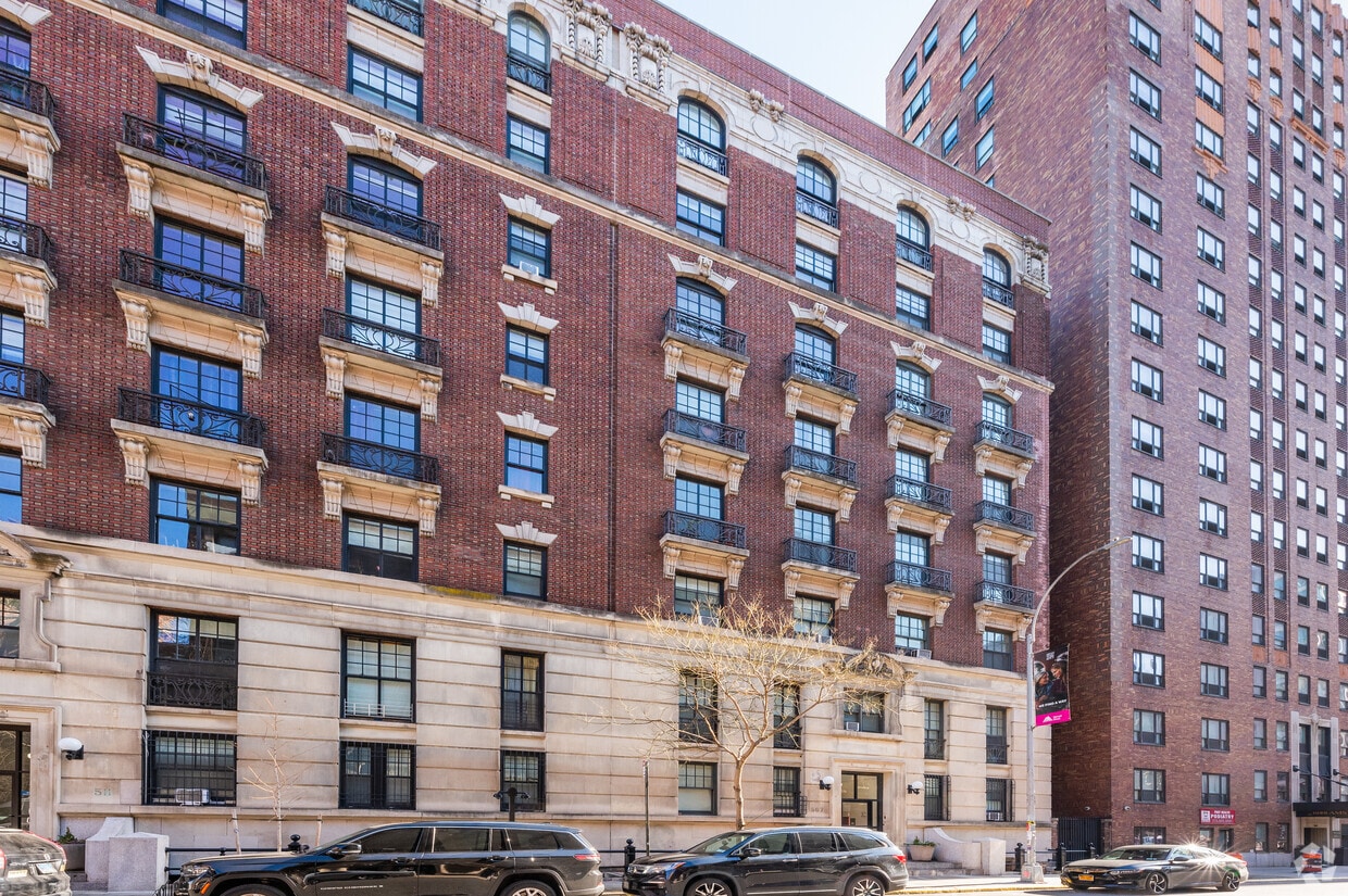 Building Photo - 507-509 W 113th St