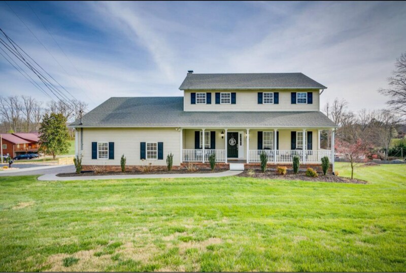 Primary Photo - 109 Lake Haven Dr