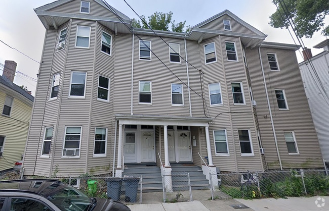 Building Photo - 22 Bynner St