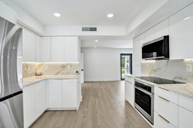 Foto del edificio - 840 SW 3rd St