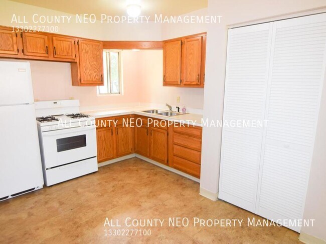 Foto del edificio - 1275 Roslyn Ave