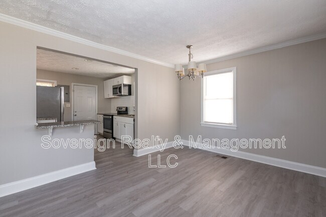 Foto del edificio - 2153 Burroughs Ave SE