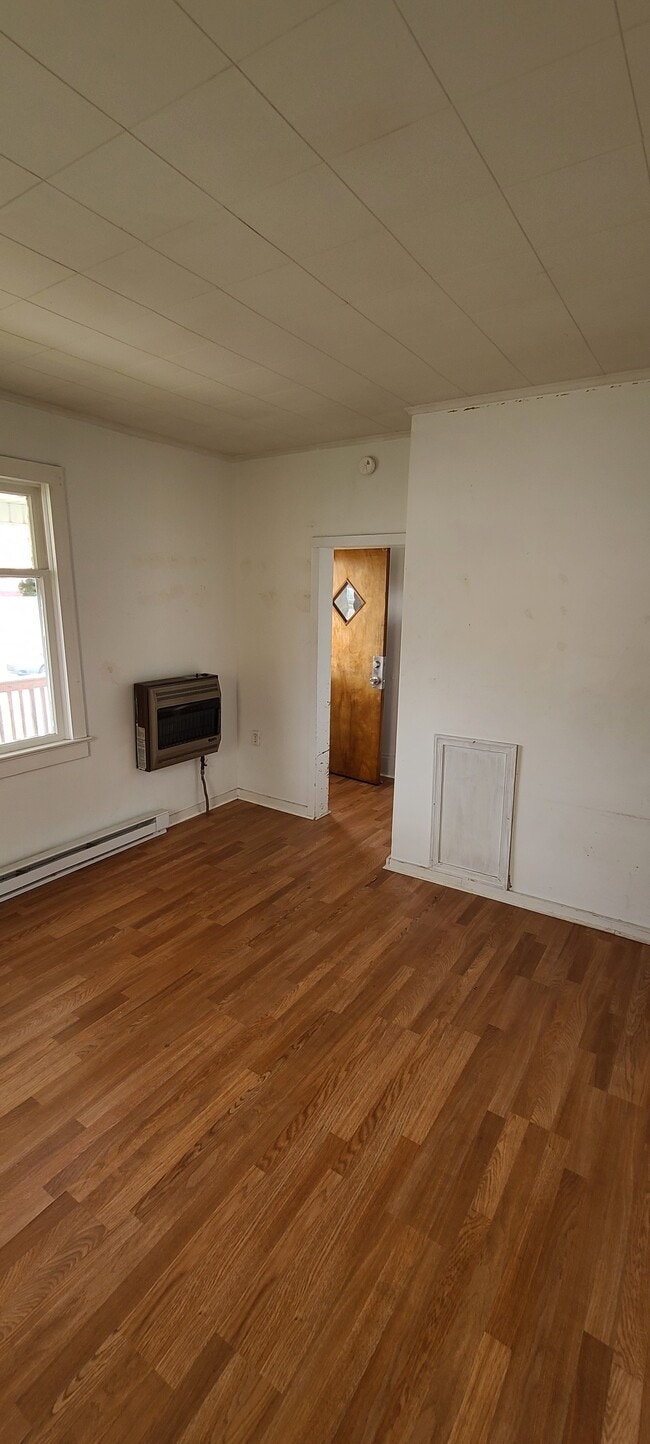 Building Photo - 318 S Hanover St