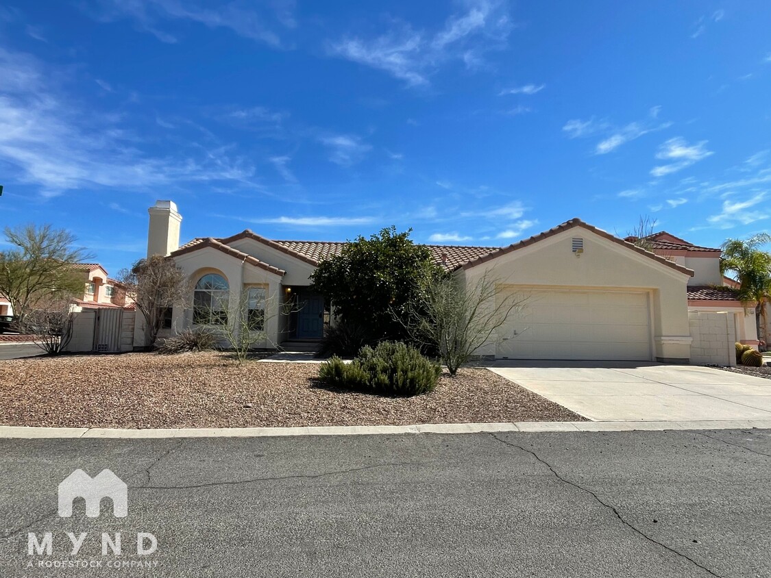 Foto principal - 9820 N Red Meadow Pl