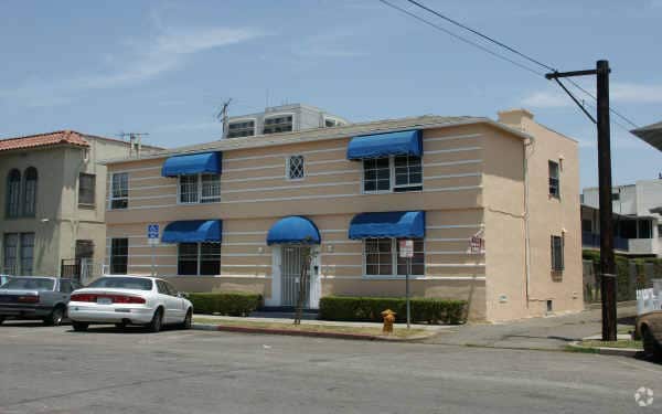 Building Photo - 630 Cedar Ave