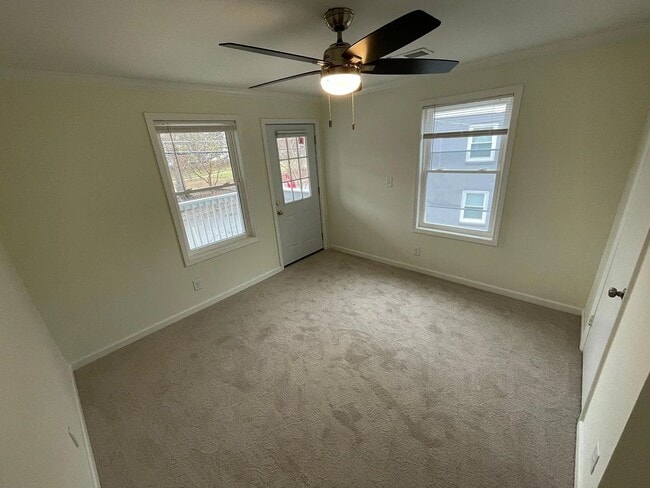 Building Photo - 401 Angier Ave NE