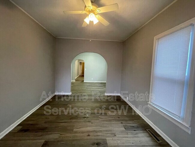 Building Photo - 2262 N Ramsey Ave