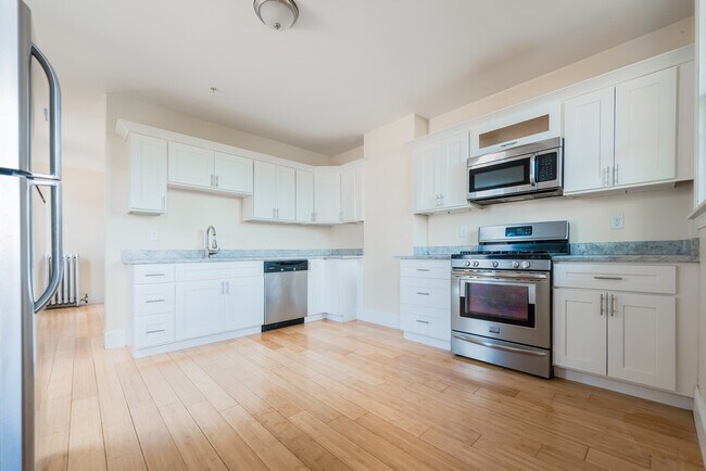 Foto del edificio - 28 Princeton St