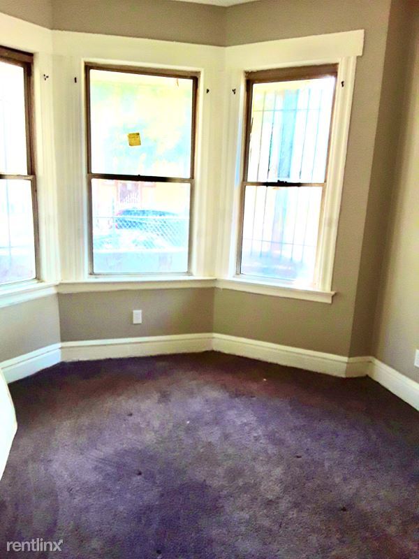 Building Photo - 3 br, 1 bath Townhome - 142 Sunset Ave