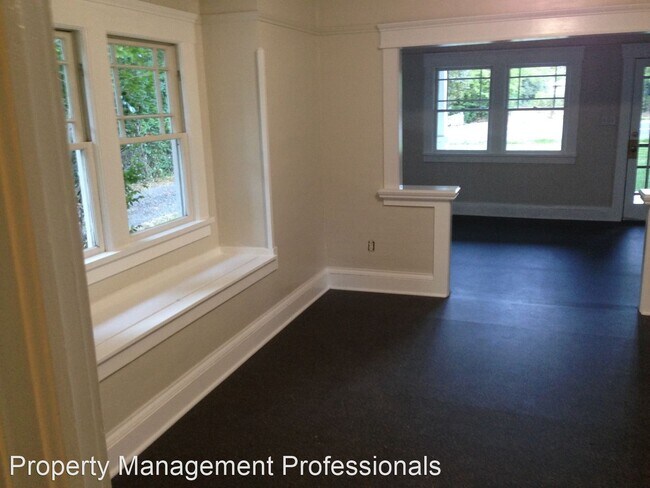 Foto del edificio - 3 br, 1 bath House - 1732 Fruitdale Dr.