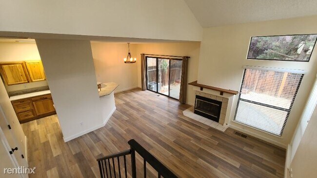 Building Photo - 4322 Loreto Ln