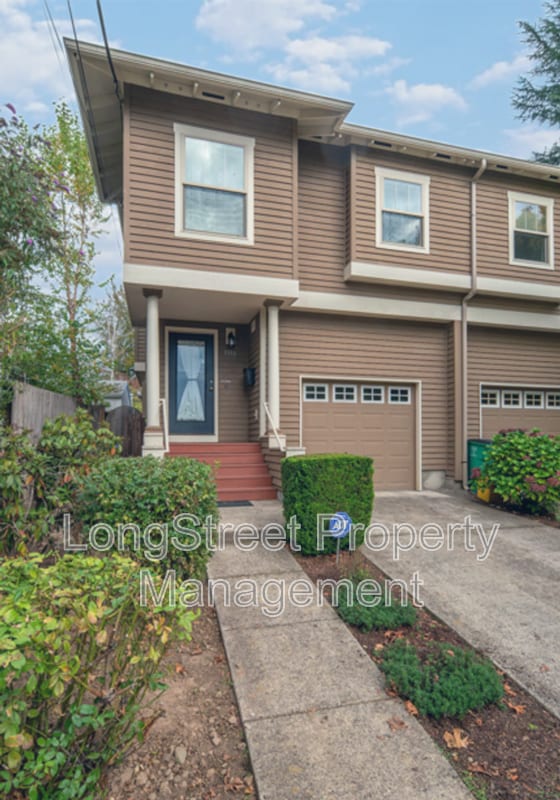 Building Photo - 1316 SE 43rd Ave