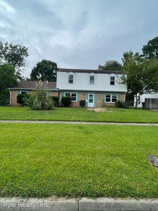 Foto principal - 3 br, 2.5 bath House - 4025 S Plaza Trail