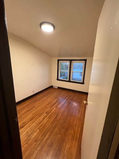 Upper Bd 2 - 5135 N 31st St