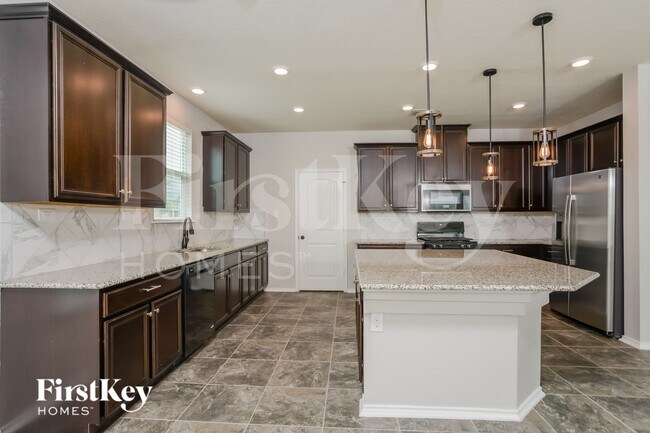 Foto del edificio - 15302 Cascade Point