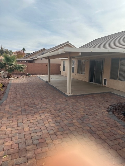 Building Photo - 871 Falcon Glenn Dr