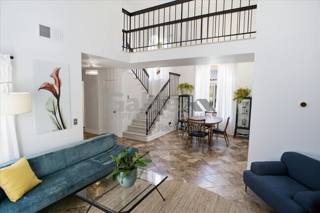 Foto del edificio - 26848 Hummingbird Cir