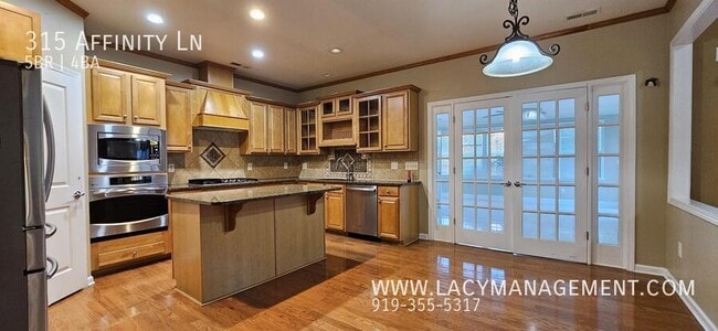 Building Photo - 315 Affinity Ln