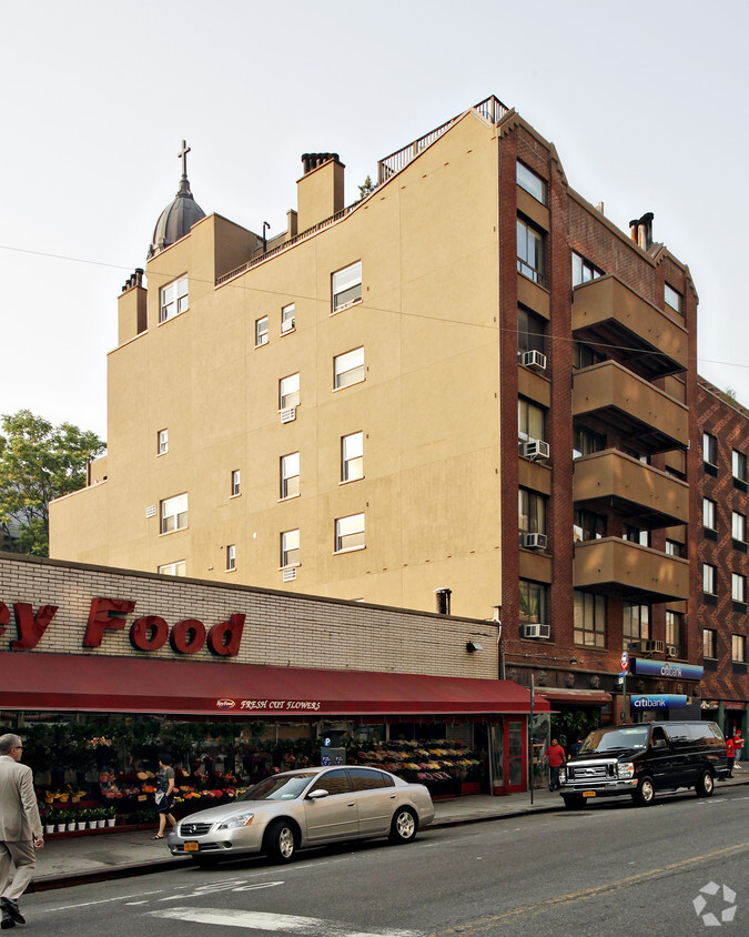 Foto del edificio - Hearth House Owners Corp