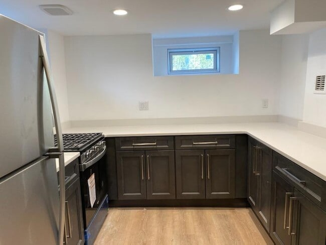 Kitchen - 1112 Ocean Ave