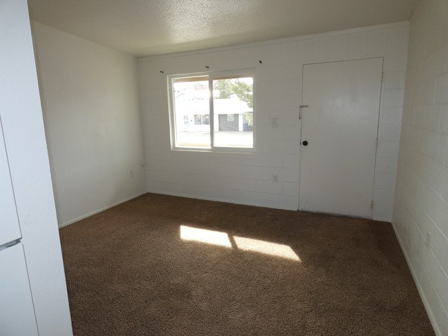 Foto del edificio - 2620 N Juniper Ave