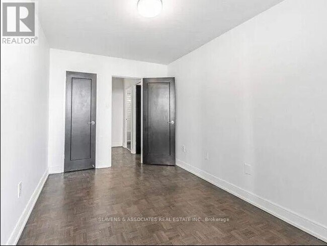 Building Photo - 7-207 Jackes Ave