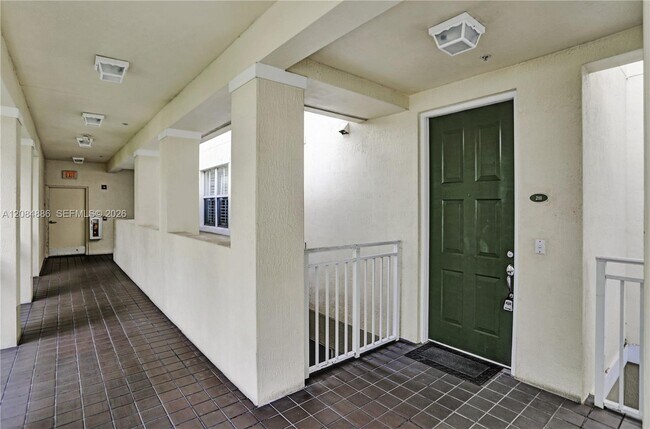 Building Photo - Southwest 102nd Street, Pinecrest, FL 33156 - 3 BR 2.5 BA townhouse
