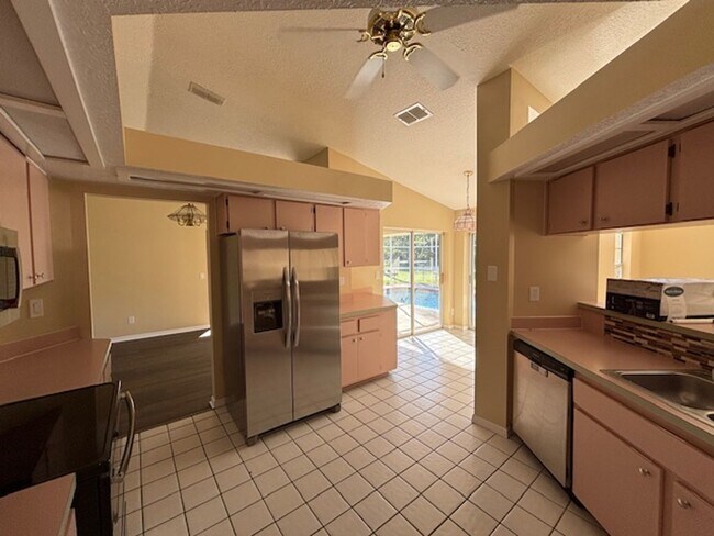 Foto del edificio - Pool Home in 7-Hills