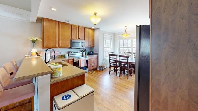 Photo - 9316 Shingle Oak Dr House