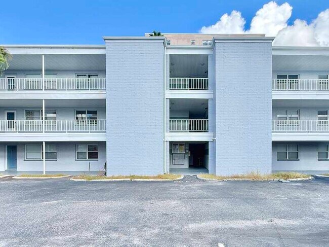 Photo - 1859 Shore Drive South Apartment