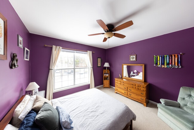 New paint scheme not pictured - 260 Riverbend Dr