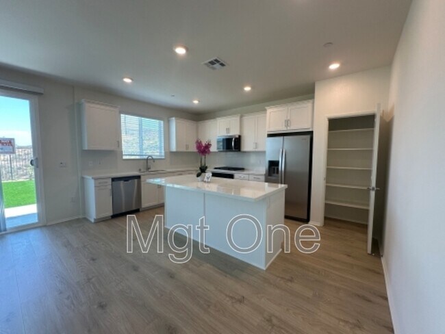 Building Photo - 26170 Gentry Ave