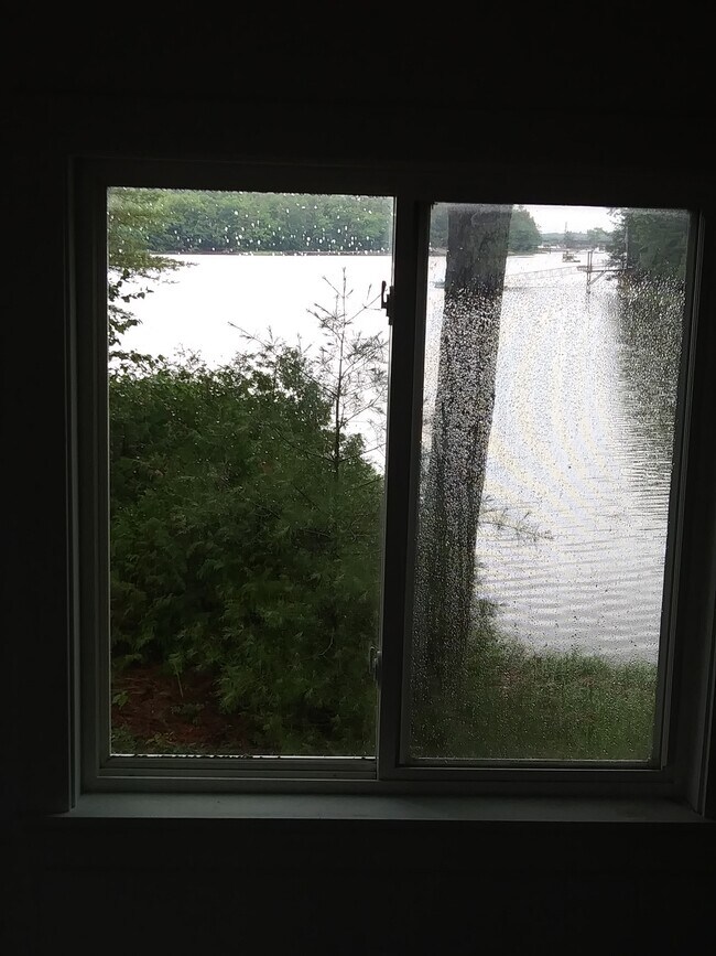 Foto del edificio - 35 Bull Rock Rd