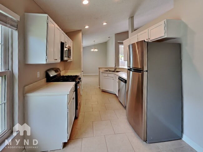 Building Photo - 10547 Cherry Oak Cir