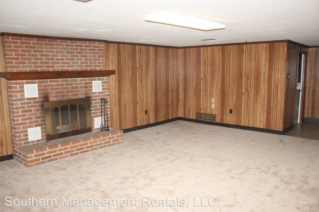 Building Photo - 3 br, 2.5 bath House - 114 Covington Dr.