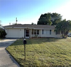 Building Photo - 602 SE 35th Terrace