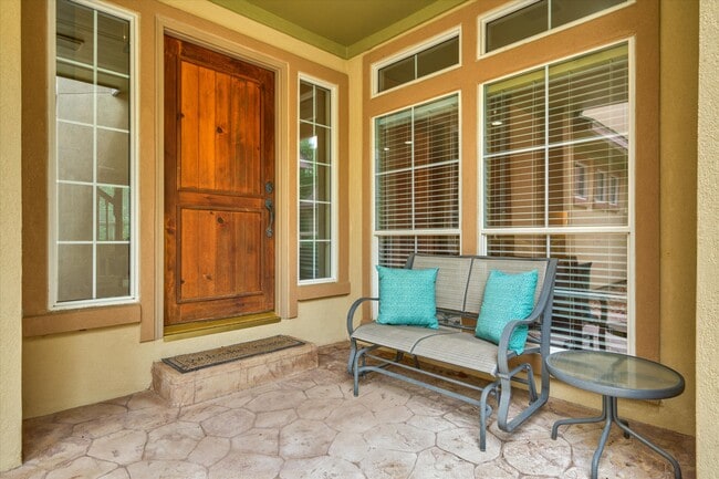 Foto del edificio - 15 Cobble Gate Pl